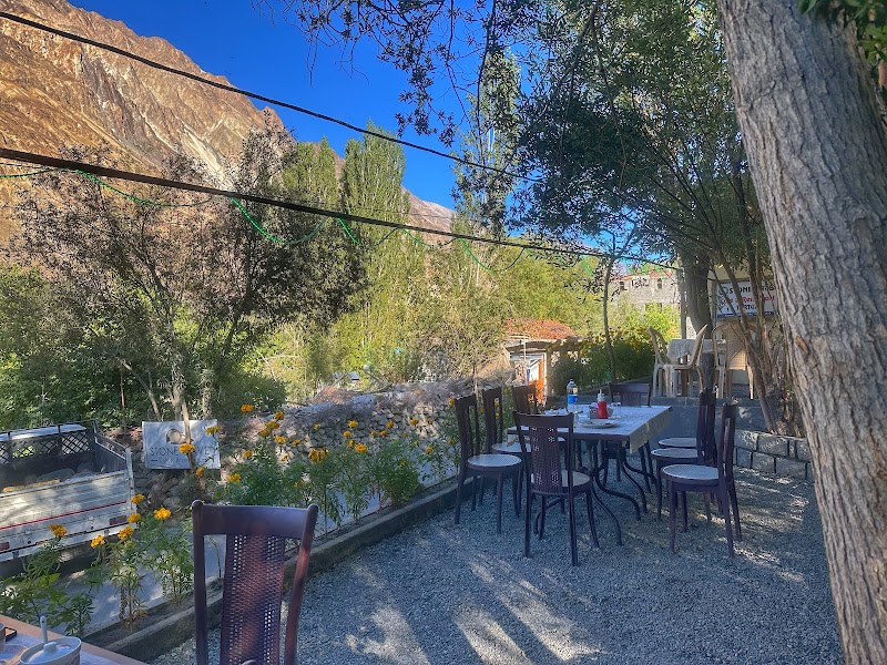 Stone cave café & restaurant - Stone cave café & restaurant, T-chowk, Turtuk, 194401