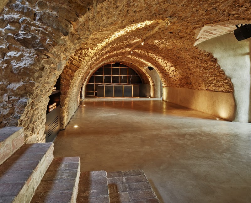 Castell d'Empordà - Castell d'Empordà Calle Castell d'Empordá, 1, 17115 La Bisbal d'Empordà, Girona, Spain
