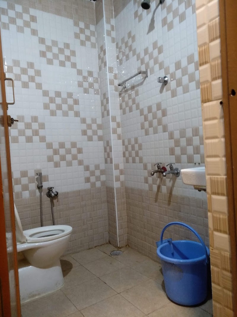 VAIBHAV RESIDENCY - VAIBHAV RESIDENCY W4FQ+WHF, Arcot Rd, beside LIC OFFICE, Vellore, Tamil Nadu 632012, India