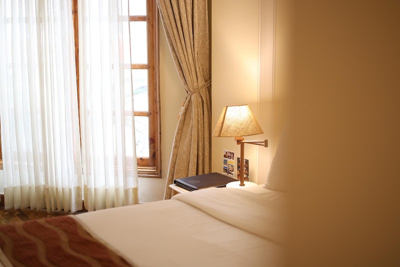 Hotel Willow Banks- Boutique 4 star Hotel on the Mall Road Shimla - Hotel Willow Banks- Boutique 4 star Hotel on the Mall Road Shimla 100m from, Tourism Lift, Mall Rd, Bemloi, Shimla, Himachal Pradesh 171001, India