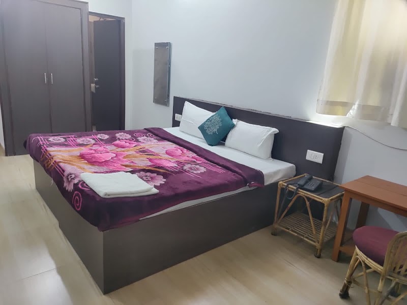 Hotel Devoy inn - Hotel Devoy inn 3/1, Tapovan, Rishikesh, Uttarakhand 249192, India