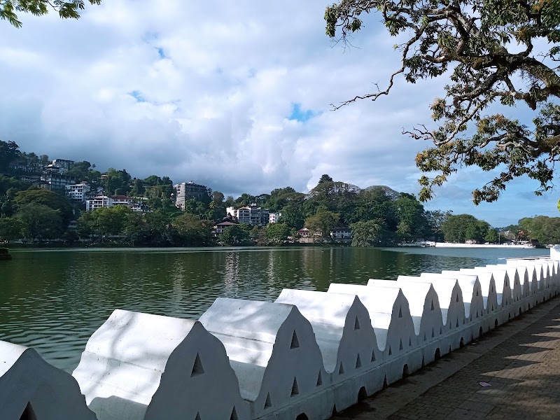 Kandy Lake - Kandy Lake, Kandy, Sri Lanka
