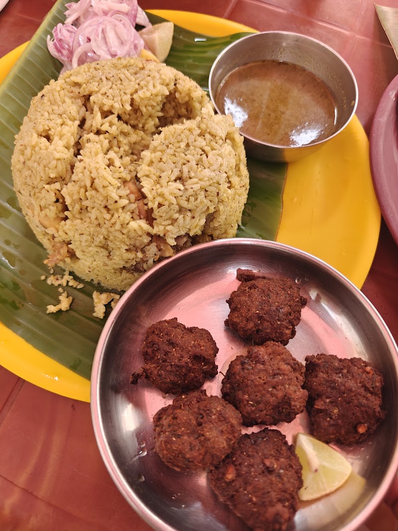 Amba Bhavani Mess - Amba Bhavani Mess 50/2/1, Surveyor St, behind Cool Corner Hotel, Basavanagudi, Bengaluru, Karnataka 560004, India