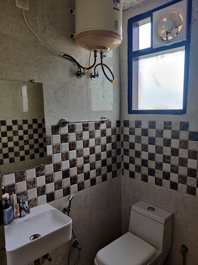 PG in Sector 42 - Blossom Stayz - PG in Sector 42 - Blossom Stayz Plot no. 232, Sector 42, Gurugram, Haryana 122009, India