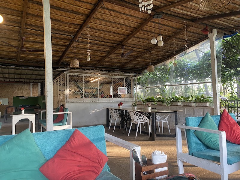 Turtles Restaurant & Bar - Turtles Restaurant & Bar Turtle, Beach Road, Tembwada, Morjim, Goa 403512, India