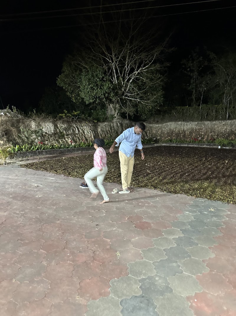 MOKSH FARMSTAY in Coorg-Bonfire-Coffee Plantation Visit-Local Home Food-River-6 km from Madikeri Town. - MOKSH FARMSTAY in Coorg-Bonfire-Coffee Plantation Visit-Local Home Food-River-6 km from Madikeri Town. Dada Farmstay Darshan Koruvanda Kadagadal Village, and, Post, Madikeri, Kadagadal, Karnataka 571248, India