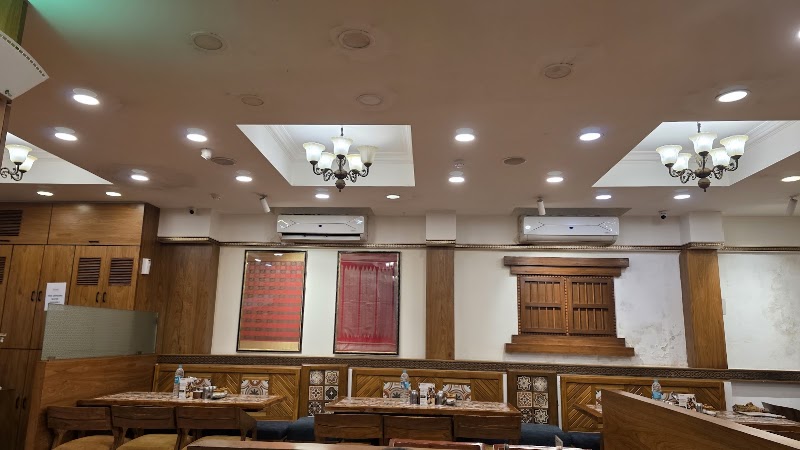 Kamats Legacy - Kamats Legacy Shop No. 1-2 and 3, Ganga Niwas, New Link Rd, Malad, Chincholi Bunder, Malad West, Mumbai, Maharashtra 400064, India