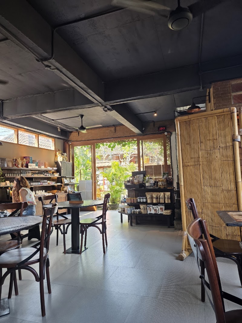 Usada Bali Ubud - Usada Bali Ubud, Jl. Sugriwa No.4, Ubud, Kecamatan Ubud, Kabupaten Gianyar, Bali 80571, Indonesia