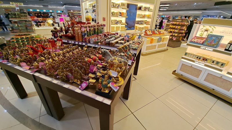 Delhi Duty Free - Delhi Duty Free AeroHub @ Cargo City, First Floor, Public Amenities Complex, near Cargo Gate 5, PAC, New Delhi, Delhi, 110037, India