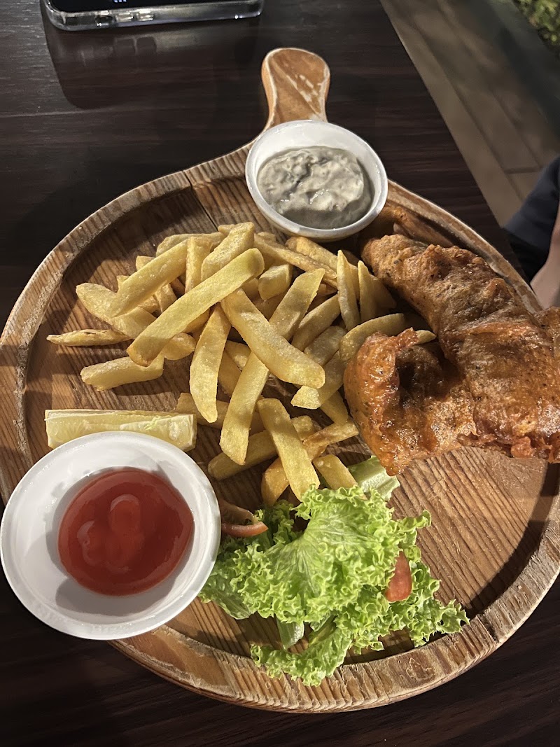 Sky Lounge By UCSI Hotels - Sky Lounge By UCSI Hotels Block G, level 12e. 1, Jalan Menara Gading, UCSI Heights Taman Connaught Cheras, Taman Connaught, 56000 Kuala Lumpur, Wilayah Persekutuan Kuala Lumpur, Malaysia