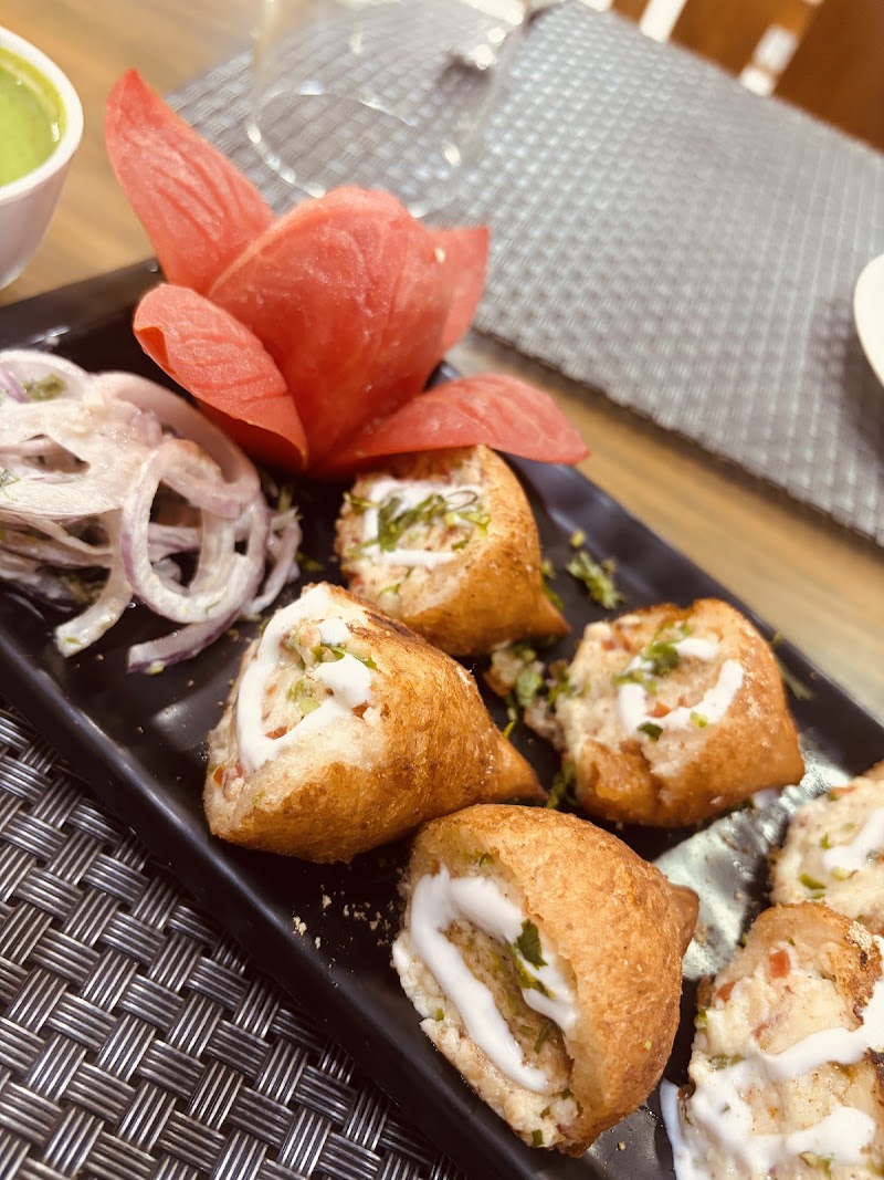 KTG Restaurant - KTG Restaurant Assotech One, Plot. No. 2, opp. LIC Building, C Block, Phase 2, Industrial Area, Sector 62, Noida, Uttar Pradesh 201020, India