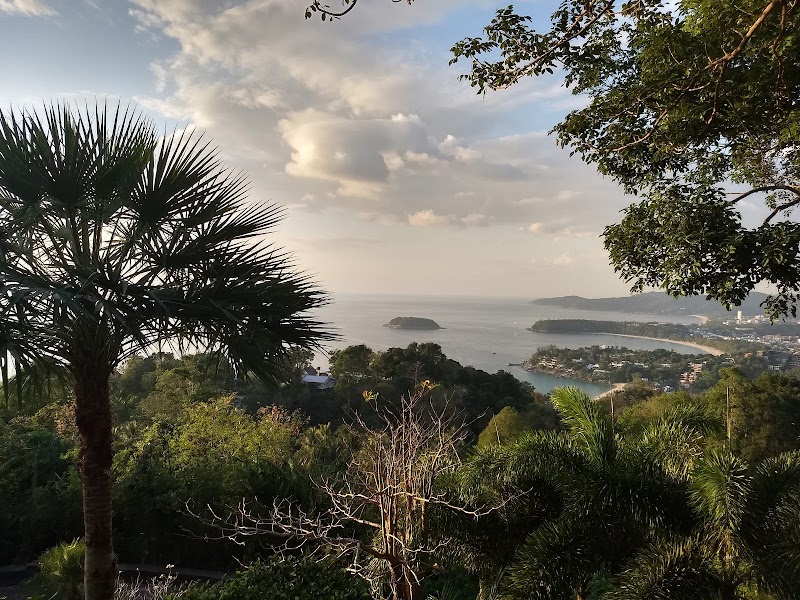 Karon Viewpoint - Karon Viewpoint 4233 Tambon Karon, Amphoe Mueang Phuket, Chang Wat Phuket 83100, Thailand
