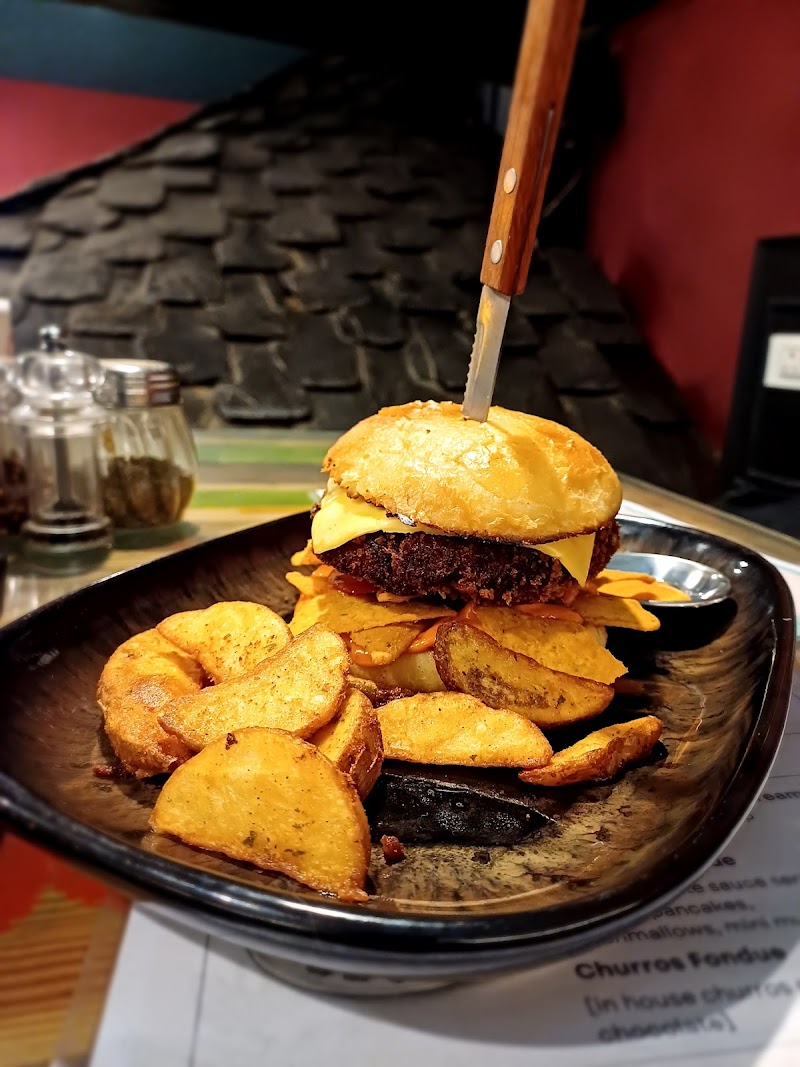Sansa’s Bistro - Sansa’s Bistro market, Jibhi, Banjar, Himachal Pradesh 175123, India