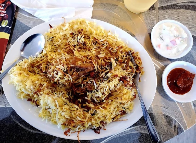 Salkara Indian Cuisine - Salkara Indian Cuisine, 691 N York St, Elmhurst, IL 60126, USA