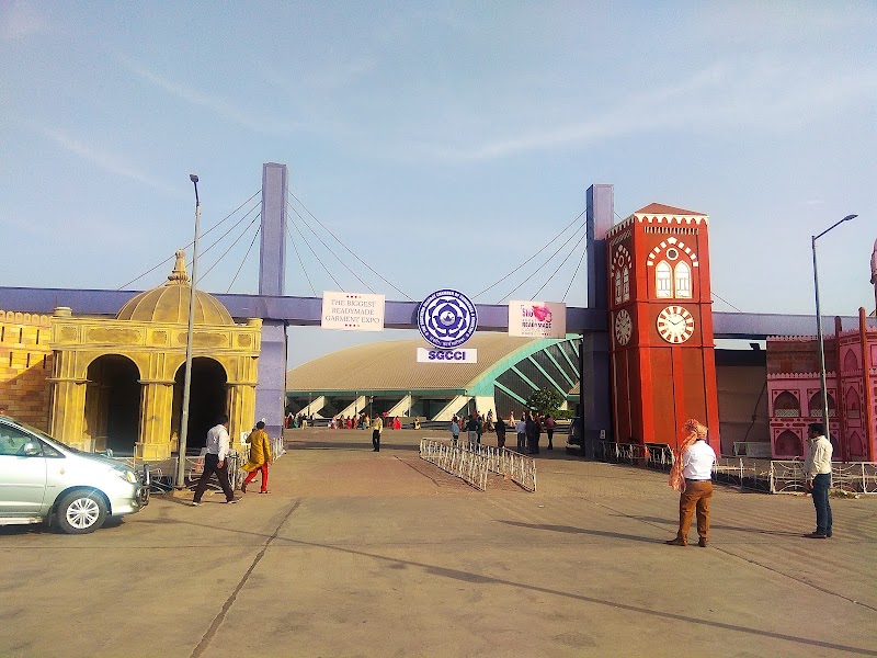 Platinum Hall - Platinum Hall, near, Palsana Chokdi, Khajod, Sarsana, Surat, Gujarat 395007, India