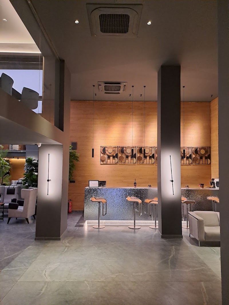 The Alassia Hotel Athens - The Alassia Hotel Athens, Sokratous 50, Athina 104 31, Greece