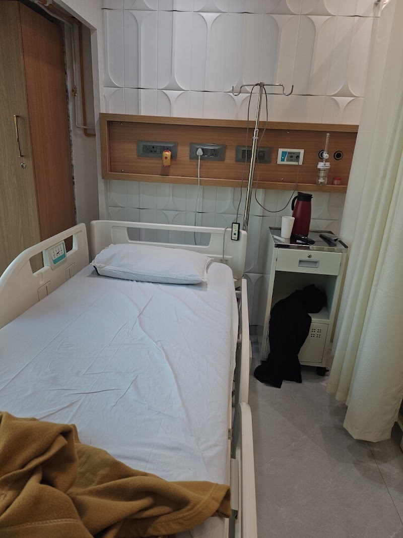 HexaHealth: The Next Generation Hospital | Discover NABH Accredited Hospitals and Top Doctors - HexaHealth: The Next Generation Hospital | Discover NABH Accredited Hospitals and Top Doctors Third Floor Building B, The Presidency Tower, Mehrauli-Gurgaon Rd, Anamika Enclave, Sector 14, Gurugram, Haryana 122007, India