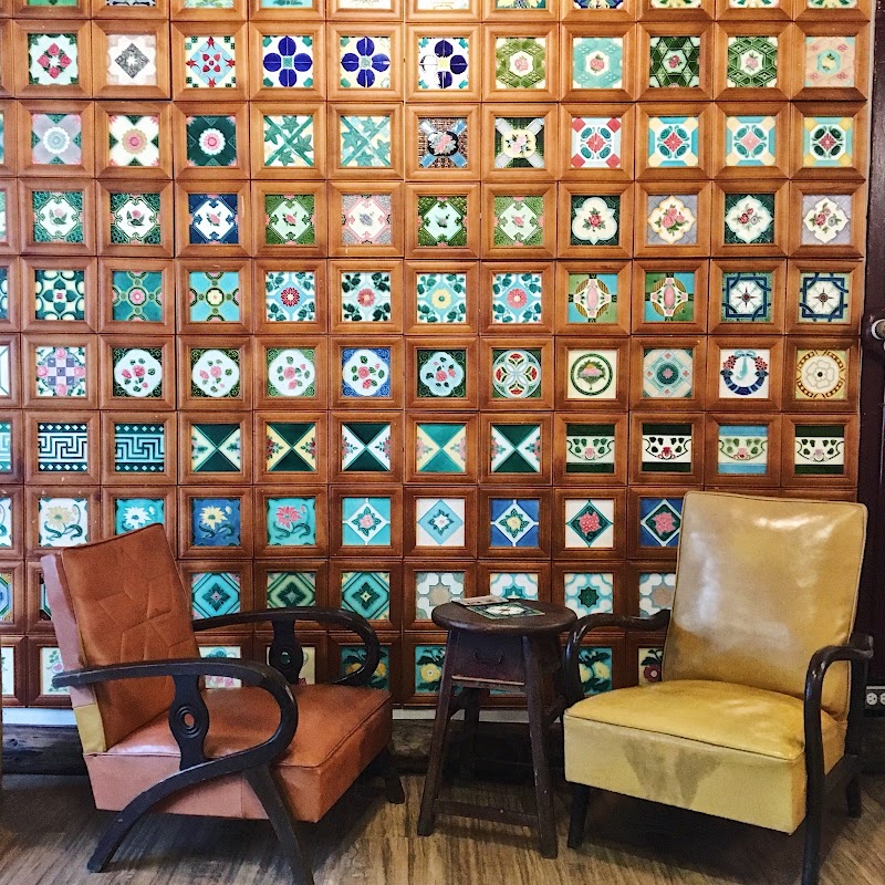 Museum Of Old Taiwan Tiles - Museum Of Old Taiwan Tiles No. 282號, Linsen W Rd, Guohua Village, West District, Chiayi City, Taiwan 600