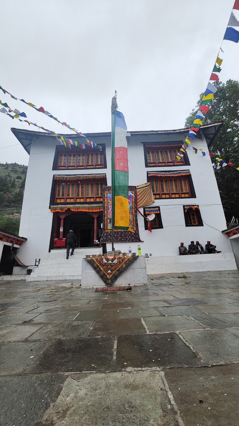 Gemur Monastery - Gemur Monastery, J45W+VHC, Gemur, Himachal Pradesh 175132, India