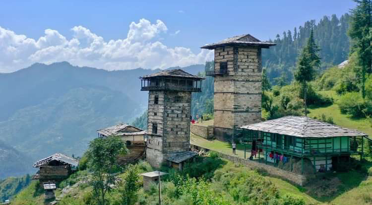 Sainj Valley - Sainj Valley Q83F+WWP, Dusharh, Kanaun, Himachal Pradesh 175134, India