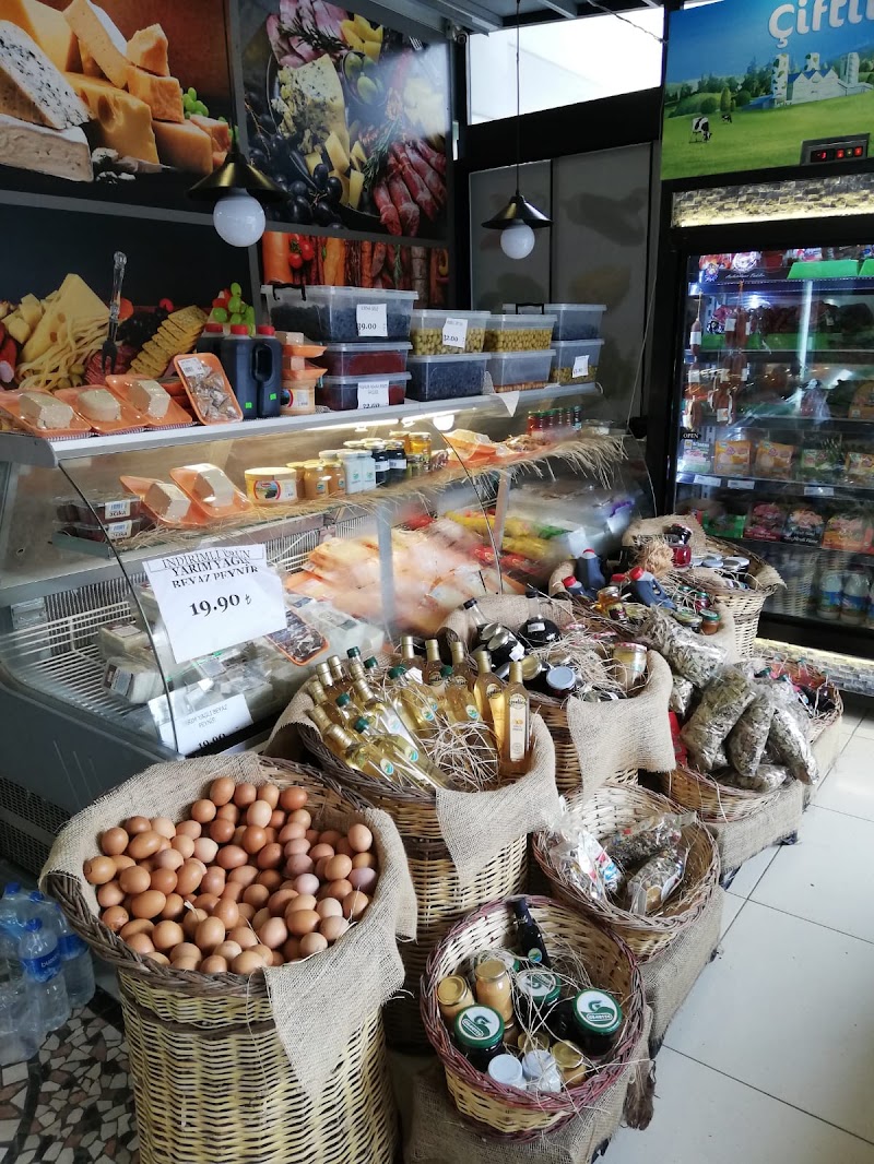 Olcay Süpermarket Şarküteri Manav - Olcay Süpermarket Şarküteri Manav, Koşuyolu, Koşuyolu Cd. No:160 D:162, 34718 Kadıköy/İstanbul, Türkiye