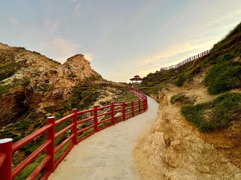 Con đường đi bộ ven biển Eo Gió - Con đường đi bộ ven biển Eo Gió, Unnamed Road, Hưng Lương, Quy Nhơn Đông, Gia Lai, Vietnam