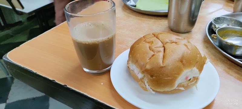 National Hindu Restaurant - National Hindu Restaurant Vakils House, 18, Ram Gulam Marg, opposite Foreign Post Office, Ballard Estate, Fort, Mumbai, Maharashtra 400001, India