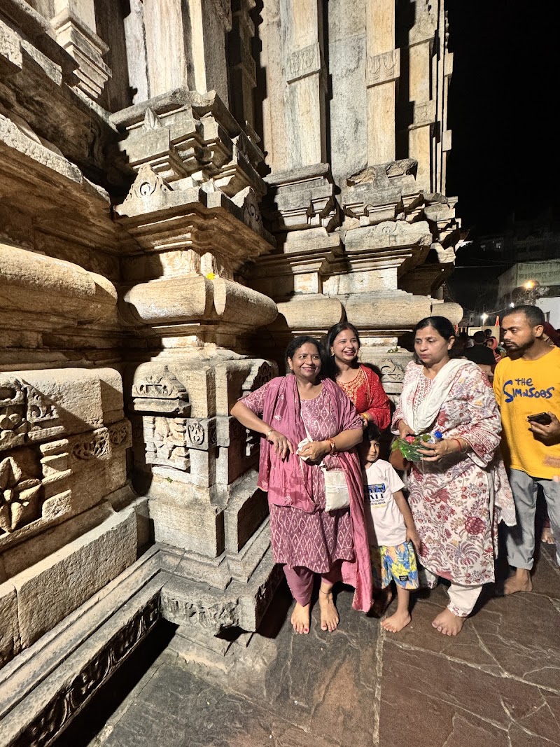 Shri Mamleshwar Temple - Shri Mamleshwar Temple Brahmpuri, Omkareshwar, Madhya Pradesh 450554, India