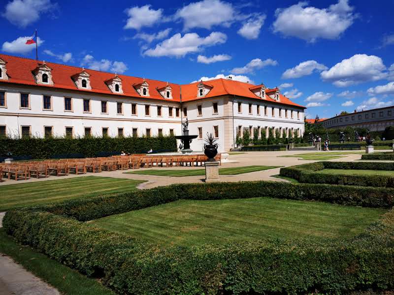 Waldstein Garden - Waldstein Garden Letenská 123/4, Malá Strana, 118 00 Praha-Praha 1, Czechia