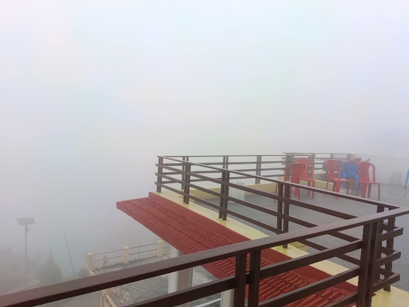 Himalive Home Stay - Himalive Home Stay, VIP Road, Kausani, Uttarakhand 263639, India