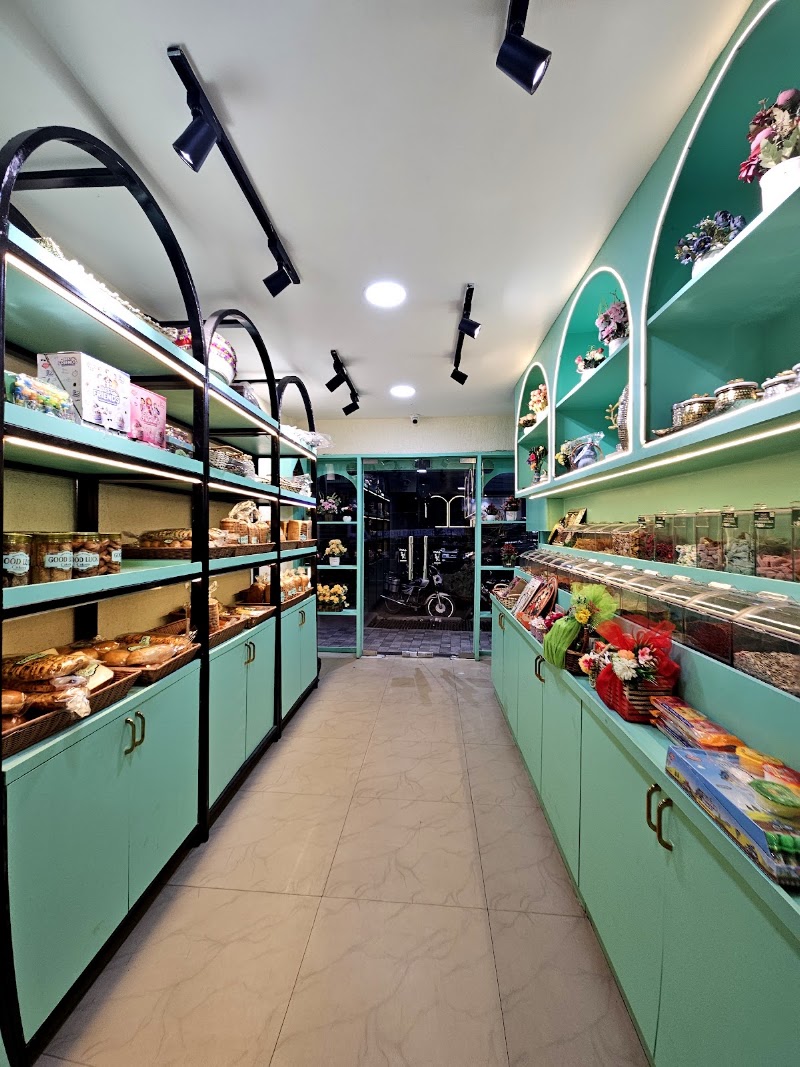 Good Luck Cakers Bakery & Cafe Budharaja,Sambalpur - Good Luck Cakers Bakery & Cafe Budharaja,Sambalpur, opposite MAX MALL, Budharaja, Sambalpur, Odisha 768004, India