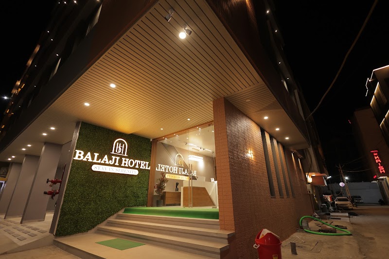 BALAJI HOTEL - BALAJI HOTEL, Somnath Bypass Rd, near Somnath Railway Station, behind Hotel Fern, Somnath, Gujarat 362265, India