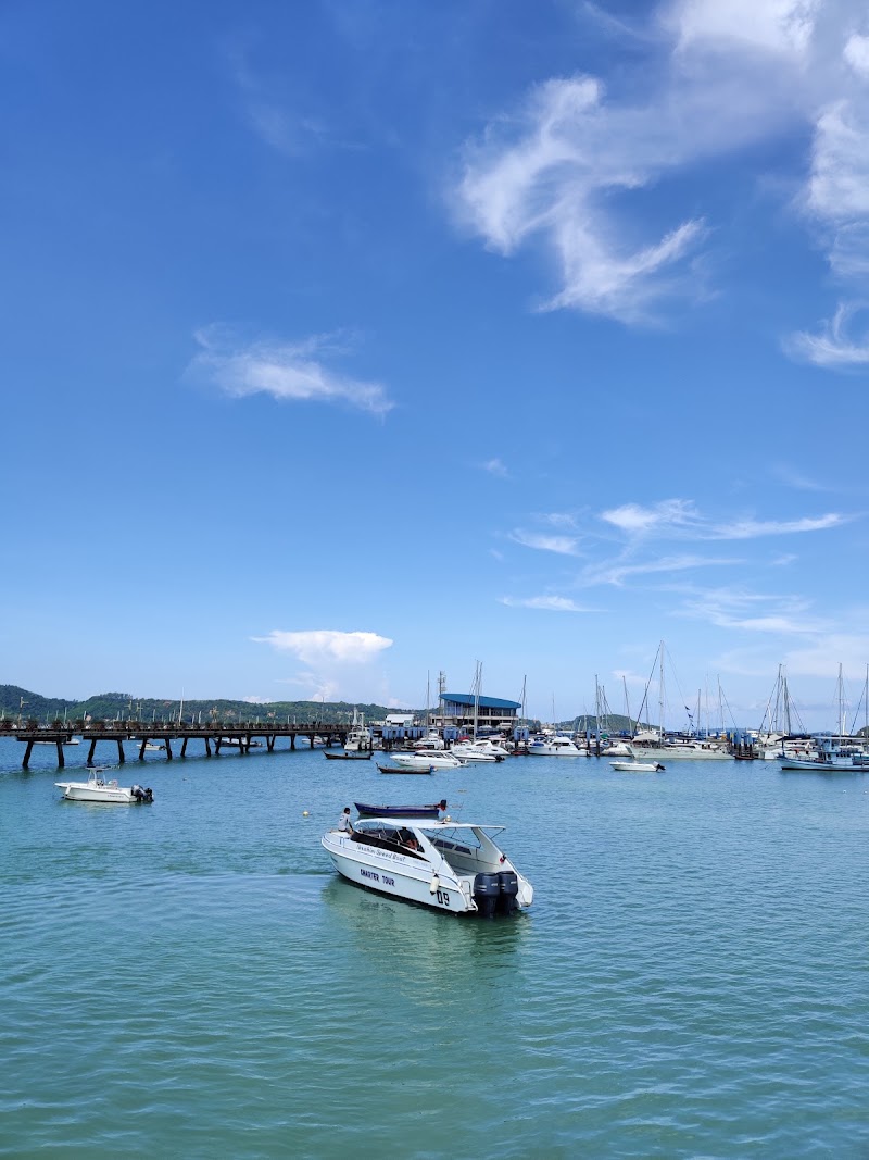 Chalong Pier Phuket - Chalong Pier Phuket, R89W+X7Q, Chalong, Mueang Phuket District, Phuket, Thailand