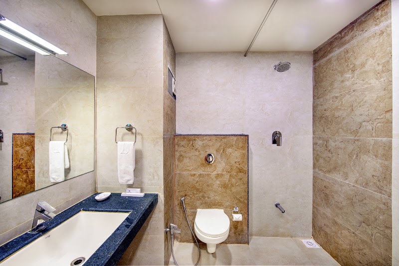 Lords Inn Porbandar - Lords Inn Porbandar, Chopati Rd, near CIRCUIT HOUSE, GEB Colony, Porbandar, Gujarat 360575, India