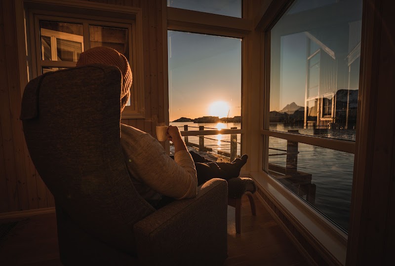 Svinøya Rorbuer - Svinøya Rorbuer Gunnar Bergs vei 2, 8300 Svolvær, Norway