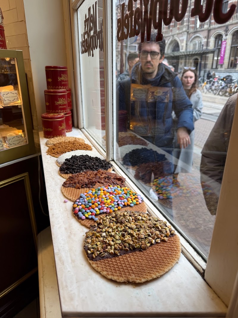 Melly's StroopWafels - Melly's StroopWafels Nieuwezijds Voorburgwal 141, 1012 RJ Amsterdam, Netherlands
