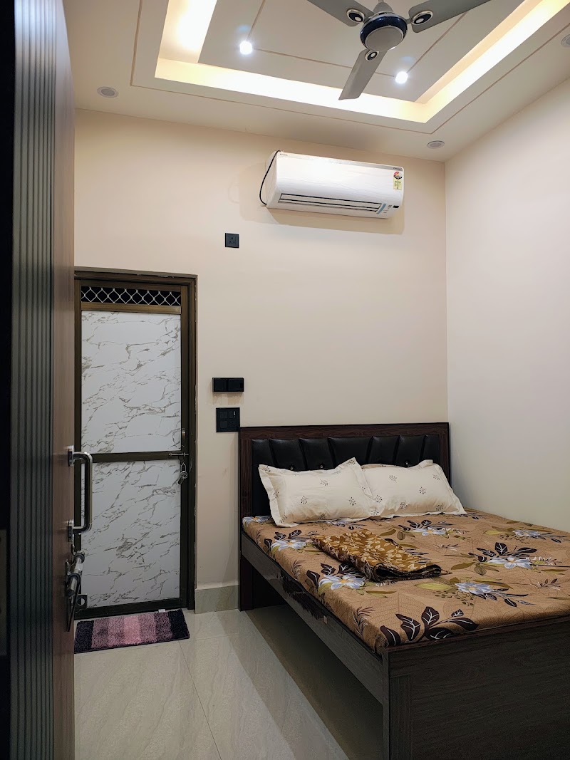 DK HOMESTAY - DK HOMESTAY 10/5/227 Hanumant Nagar Colony Railway Station Road, Ayodhya Dham Rd, Professor's Colony, Faizabad, Ayodhya, Uttar Pradesh 224123, India