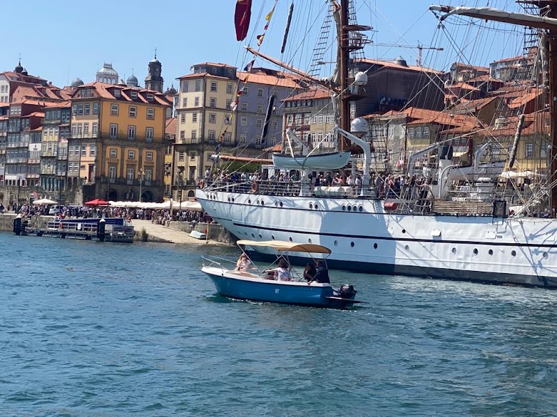 Douro In Board - Douro In Board, R. do Ouro 180, 4150-180 Porto, Portugal