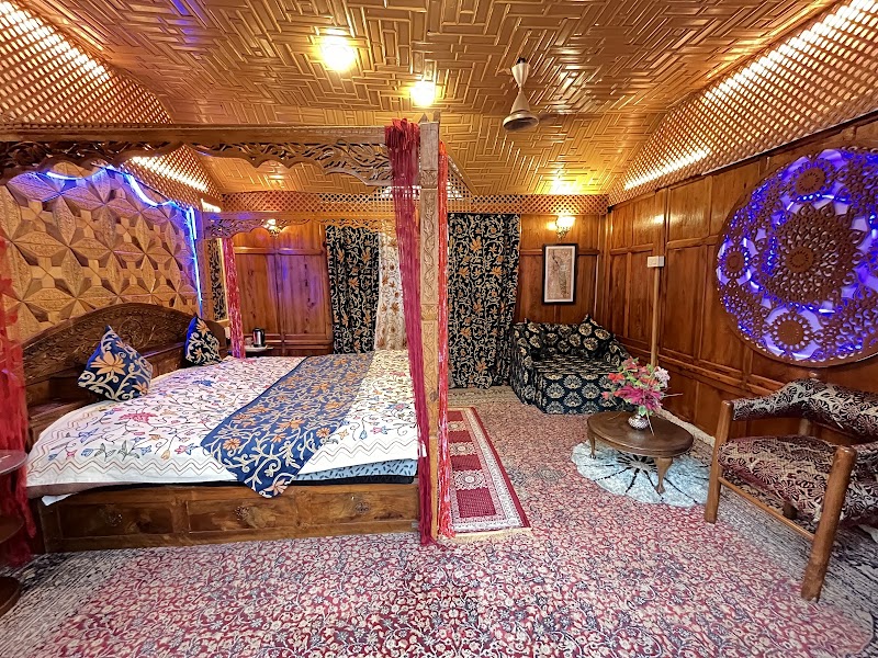 Young Shahzada Group of House boats