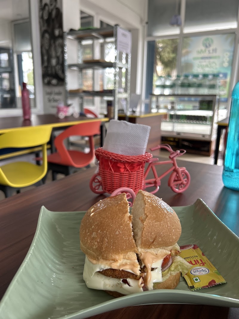 Cupstory - Cupstory Sullaivan Square, near Hotel Sullaivan Court, Bombay Castel, Ooty, Tamil Nadu 643001, India