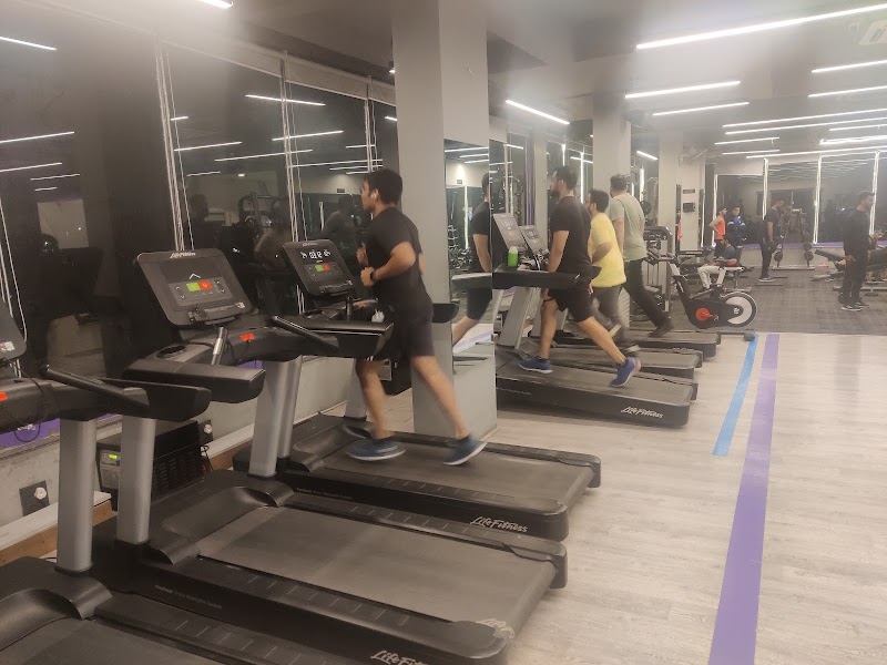 Elite Fitness - Elite Fitness, 4th Floor, Dr Jaulkar ENT Hospital, Main Rd, Geeta Nagar, Choubey Colony, Raipur, Chhattisgarh 492009, India