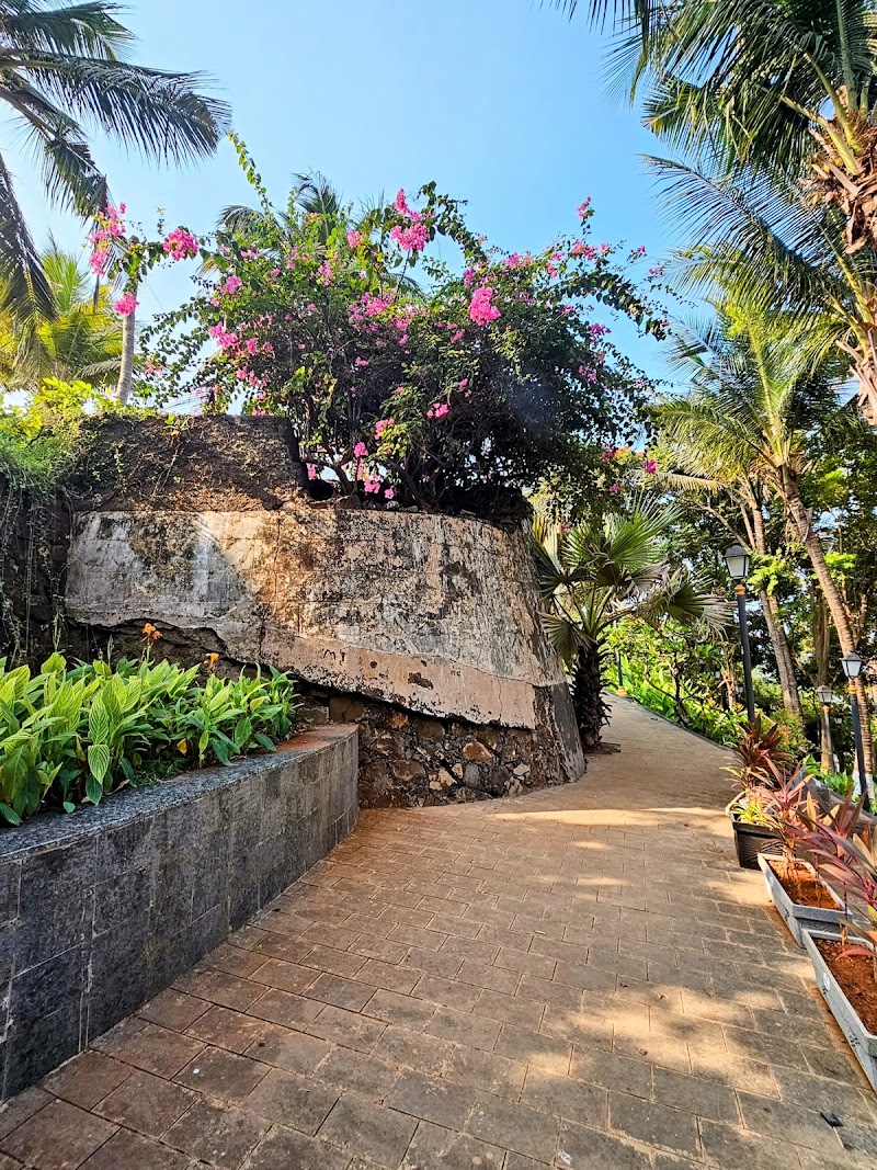Lands End Garden - Lands End Garden, Bandra Fort Trail, Mount Mary, Bandra West, Mumbai, Maharashtra 400050, India
