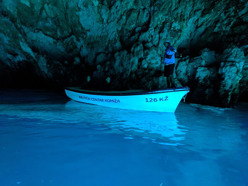 Ilirio's Hvar Tours - Ilirio's Hvar Tours Poljana Grgura Ninskog 9, 21000, Split, Croatia