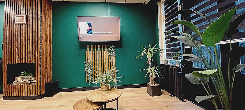 hairdresser Elit - hairdresser Elit, Bergselaan 241-C, 3038 CB Rotterdam, Netherlands