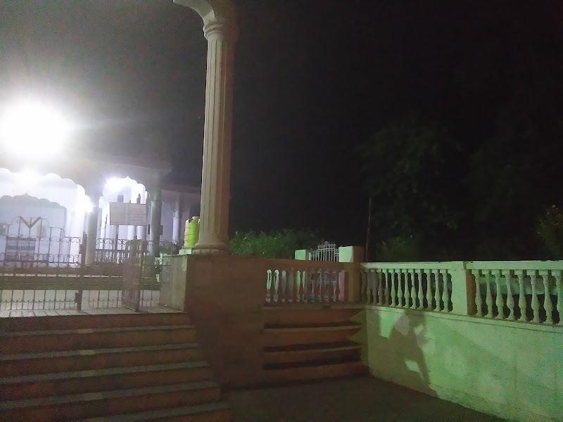 Shiv Mandir Amariyapara Parsada (se.) - Shiv Mandir Amariyapara Parsada (se.), Unnamed Road, X8CW+WC8, Gondadih, Parsada, Chhattisgarh 495663, India