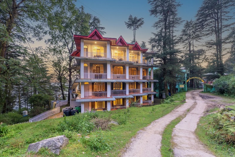 Himtrek Stays Mcleodganj - Himtrek Stays Mcleodganj Dharamkot Rd, McLeod Ganj, Dharamshala, Himachal Pradesh 176215, India