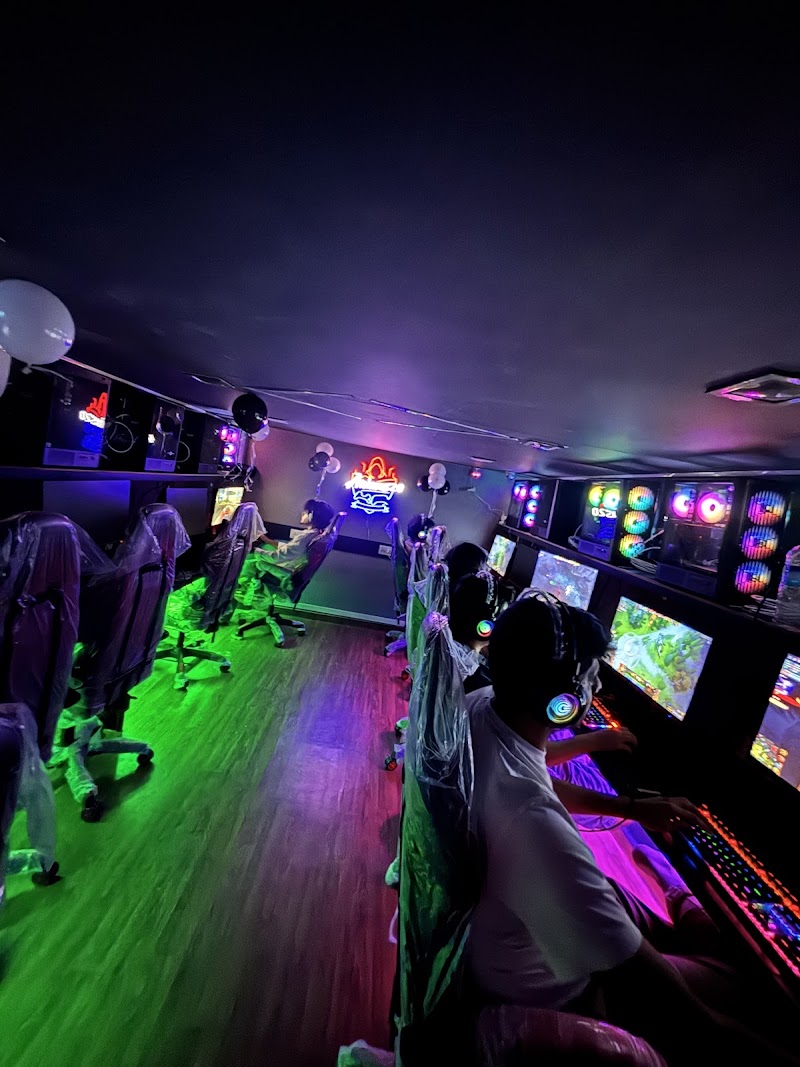 ANIMUS 2.0 GAMING CAFE - ANIMUS 2.0 GAMING CAFE Shop No, First Floor, Powai Plaza, 190, Central Ave, Hiranandani Gardens, Sainath Nagar, Powai, Mumbai, Maharashtra 400076, India