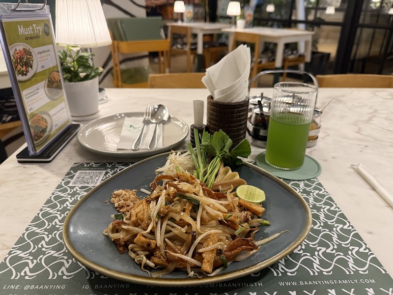 Baan Ying Plant-Based - Thai Vegan All Day Dining & Wine Bar - Baan Ying Plant-Based - Thai Vegan All Day Dining & Wine Bar Dusit Suites Hotel Thanon Ratchadamri, Khwaeng Lumphini, Pathum Wan, Krung Thep Maha Nakhon 10330, Thailand