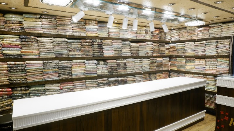 Ronak Boutique - Ronak Boutique Shop Number A-101, Elco Arcade, Hill Rd, Bandra (W, Bandra West, Mumbai, Maharashtra 400050, India