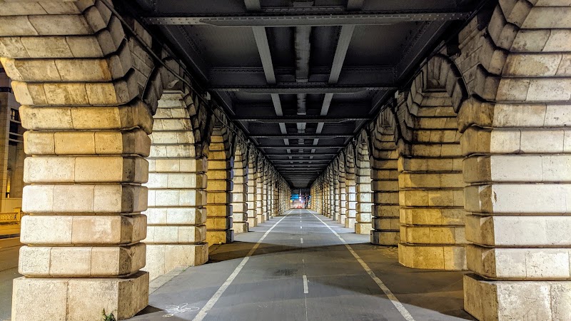 Pont de Bercy - Pont de Bercy 800 Port de la Rapée, 75012 Paris, France